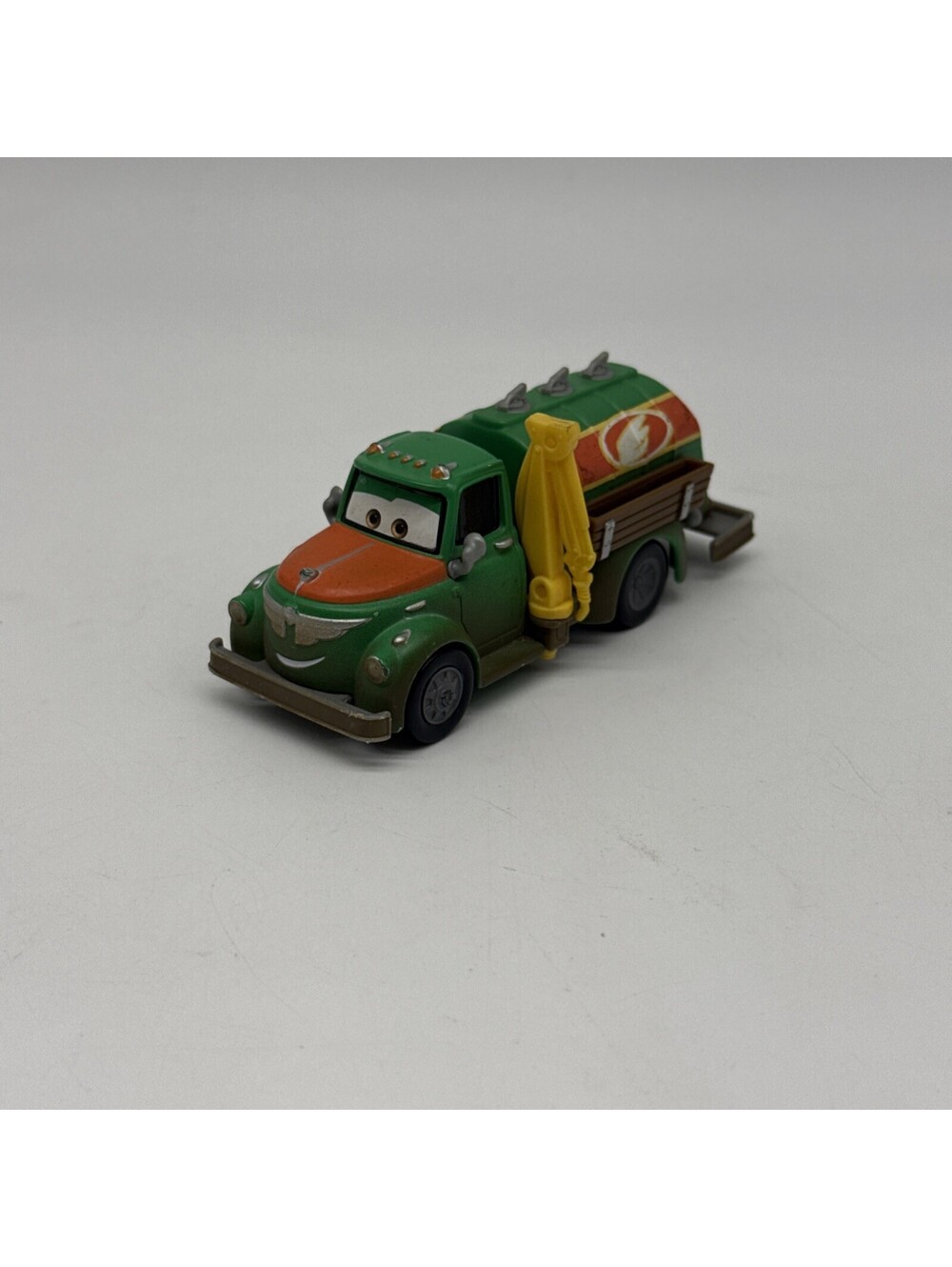 Disney Pixar Planes Fire & Rescue Chug Fuel Truck Diecast Vehicle Figure Truck